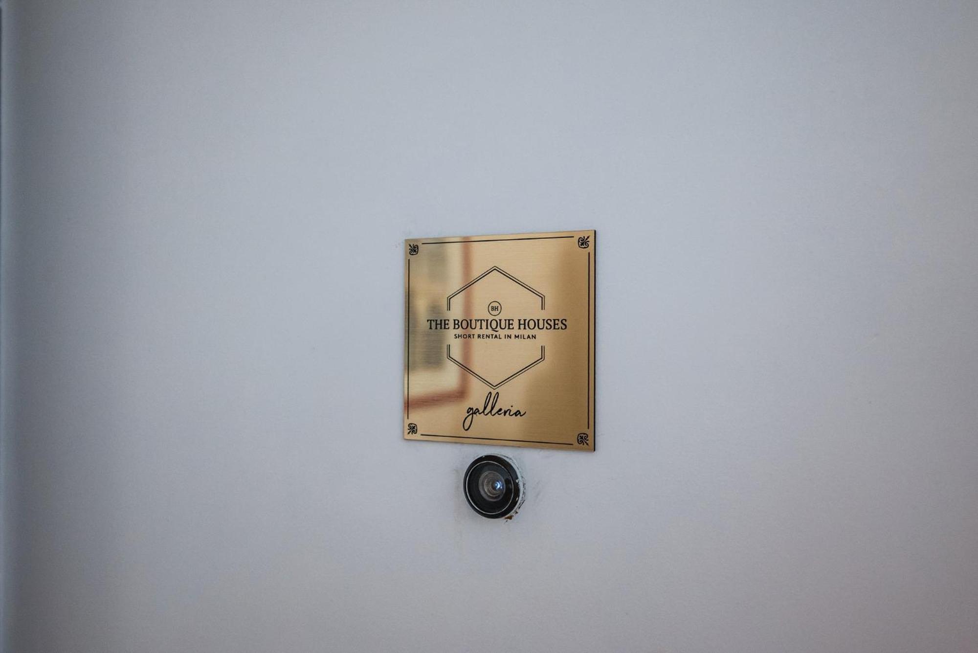 The Boutique Houses - Iconic Suite In Galleria Duomo With Private Parking Mailand Exterior foto
